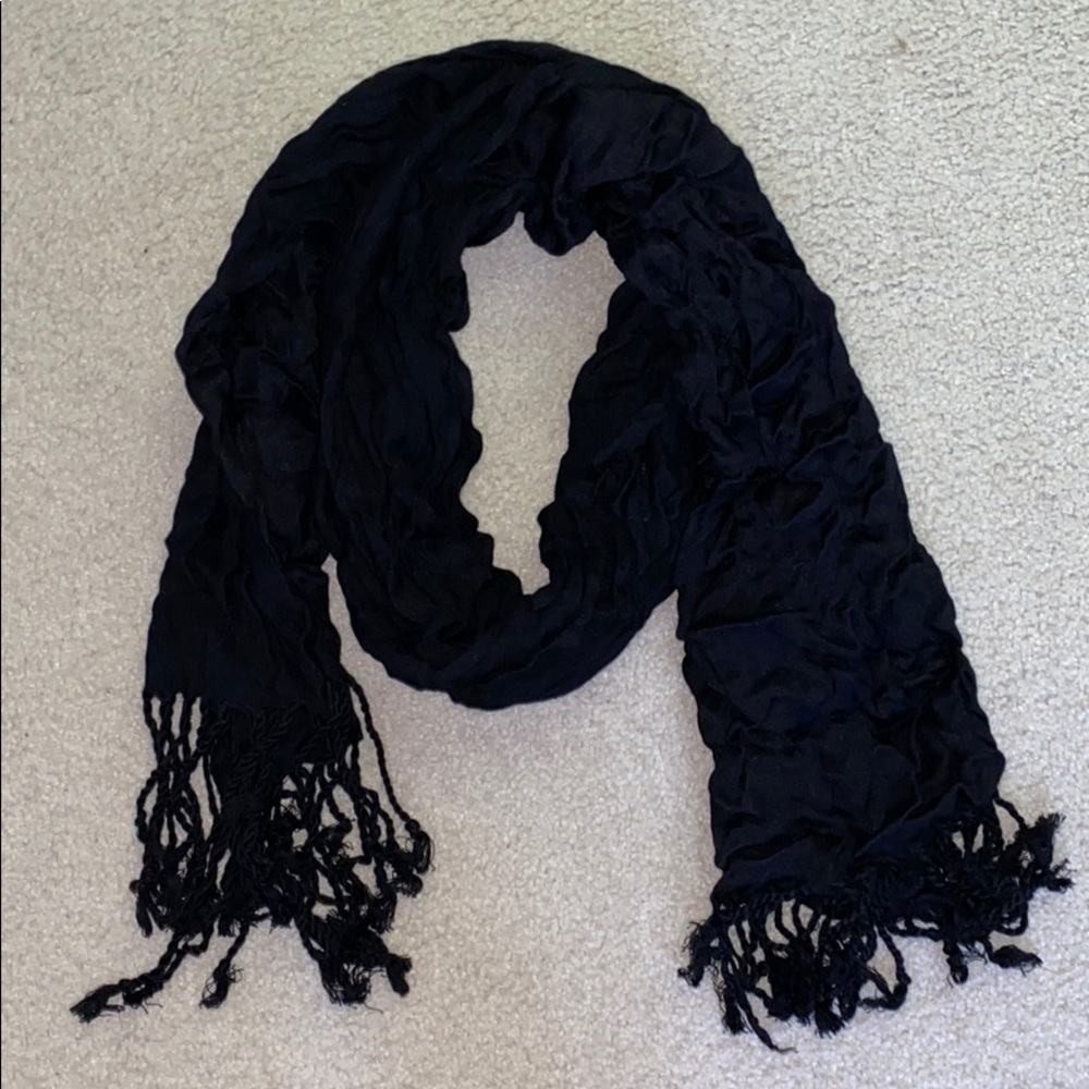 Black Scarf